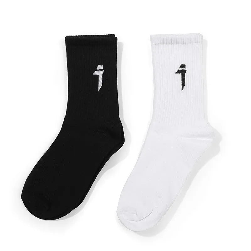 Couple Tide Hosiery Machine Neng Feng Athletic Socks Hip Hop Pure Cotton Knitted Tube Socks - Bellarte Enchanté Couple Tide Hosiery Machine Neng Feng Athletic Socks Hip Hop Pure Cotton Knitted Tube Socks